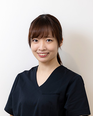 秋山 みなみ